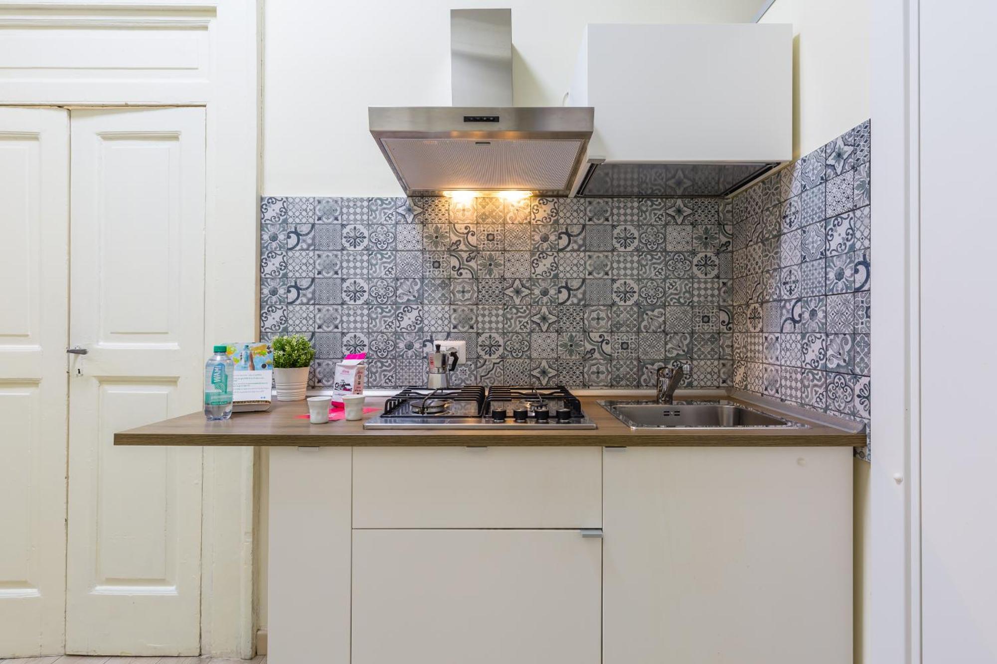 A Pochi Passi Da Piazza Del Gesu By Wonderful Italy Apartment Наполи Екстериор снимка